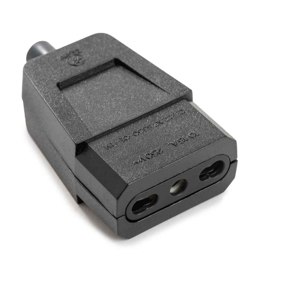 Enchufe Hembra Volante 2P+T 10/16A-250V