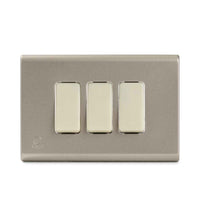 Interruptor Triple 9/32 Embutido 10A-250V, Color Champagne