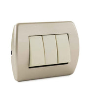 Interruptor Triple 9/32 Embutida 10A-250V, Color Champagne