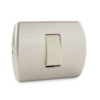 Interruptor Conmutador 9/24 Embutida 10A-250V, Color Champagne